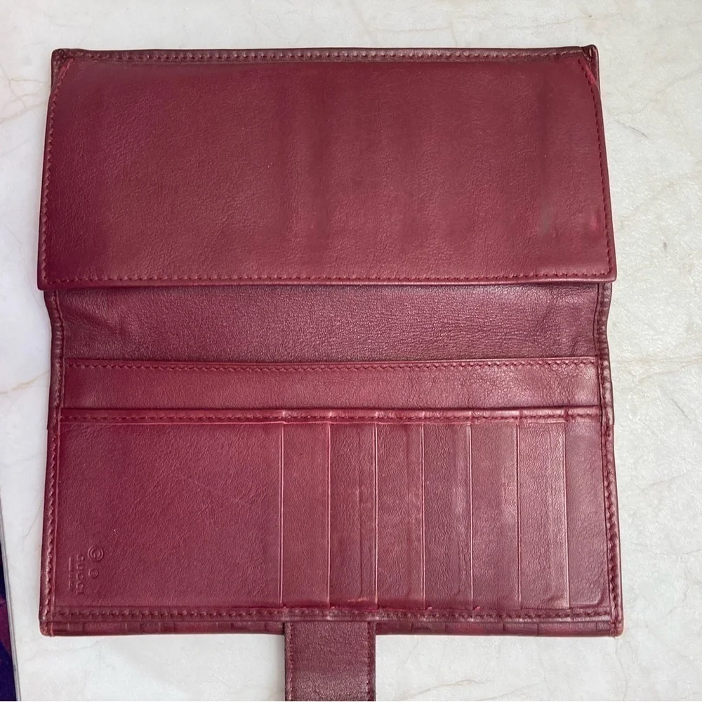 Gucci burgandy red leather embossed long wallet - Picture 9 of 12
